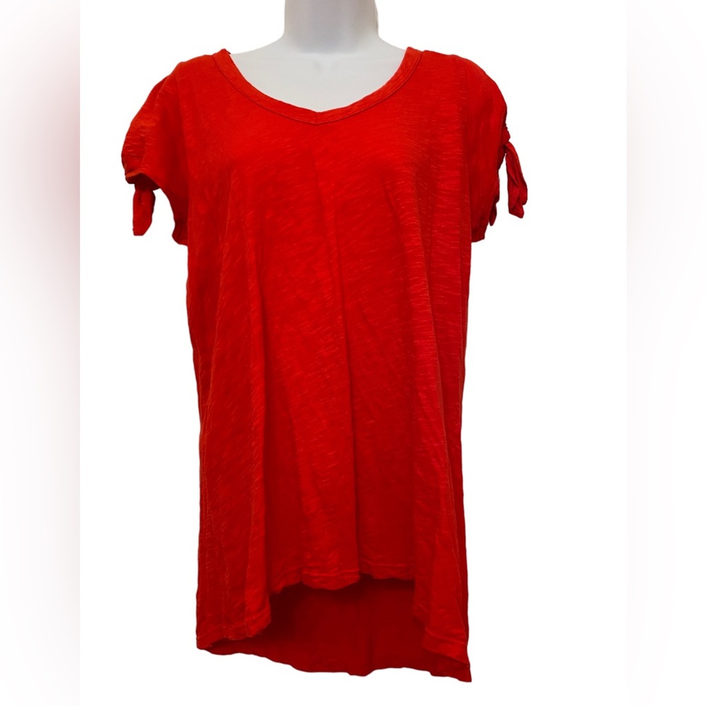 Orange t-shirt